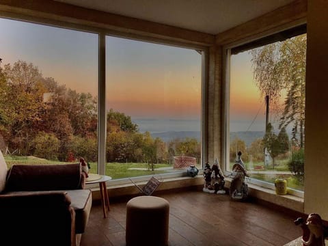Natural landscape, Living room, Seating area, Sunset