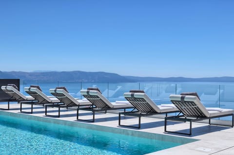 Sea view, Swimming pool