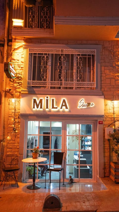 Restaurant/places to eat, Property logo or sign, Living room, Banquet/Function facilities, Seating area, Logo/Certificate/Sign, Certificate/Award