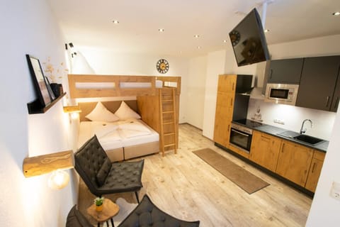 Photo of the whole room, kitchen