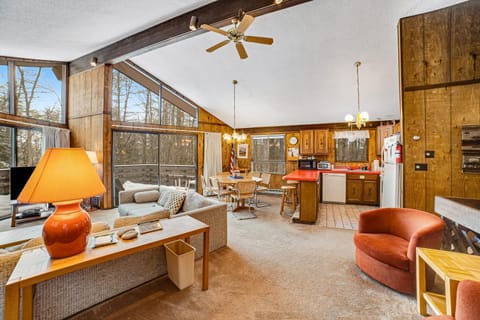 Dwight Road Getaway House in Quechee