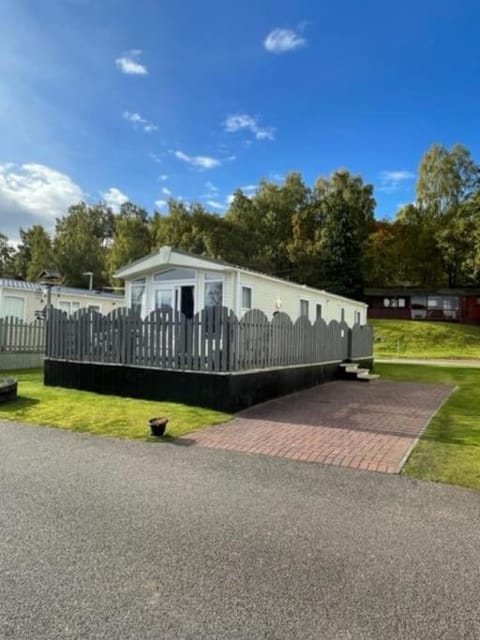 Property building, Garden, Garden view