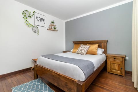 Bed, Photo of the whole room