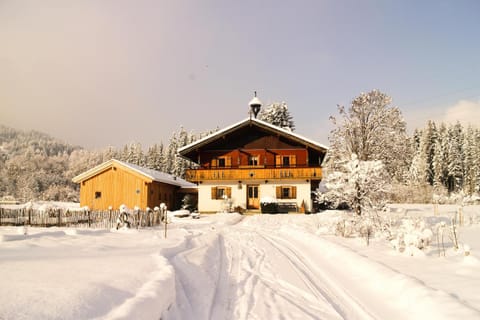 Property building, Winter
