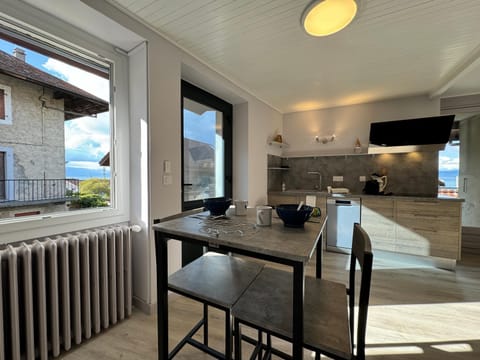concierge, stove, kitchen