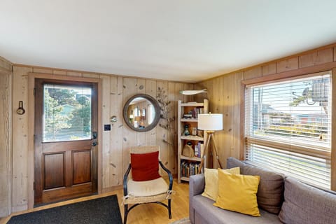 Mermaid House MCA 1456 House in Manzanita