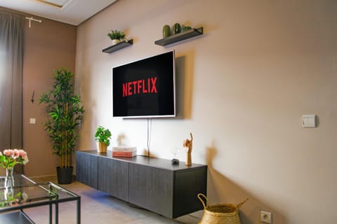 TV and multimedia, Evening entertainment