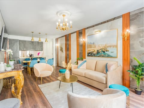 TV and multimedia, Kitchen or kitchenette, Living room, Dining area