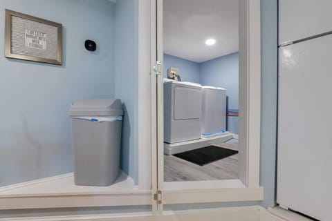 2BR Apt w/ 3 min Walk to downtown SWH - [Low Tide] Apartment in Southwest Harbor