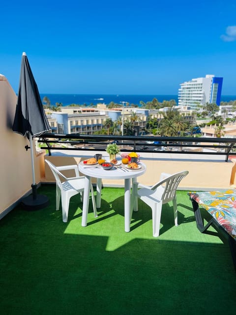 View (from property/room), Balcony/Terrace, Sea view