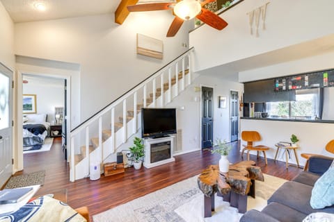 Holiday Island Escape with Panoramic Lake Views House in Carroll County