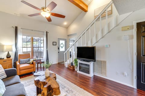 Holiday Island Escape with Panoramic Lake Views House in Carroll County