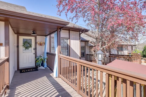 Holiday Island Escape with Panoramic Lake Views House in Carroll County