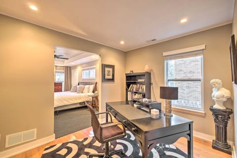 Luxe Lyndon Home Less Than 11 Mi to Dtwn Louisville! House in Louisville