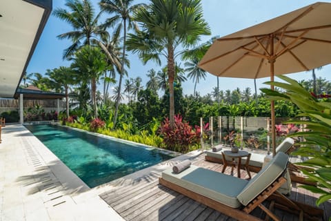 Seating area, Garden view, Pool view, Swimming pool, internet, sunbed