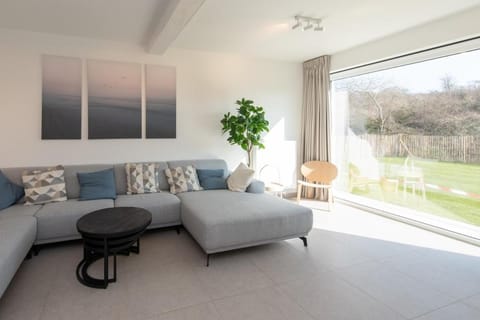 Villa Petit Mouche - Recently renovated villa close to beach Villa in Koksijde