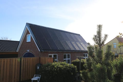 Property building, Garden view