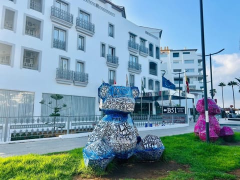 Property building, Off site