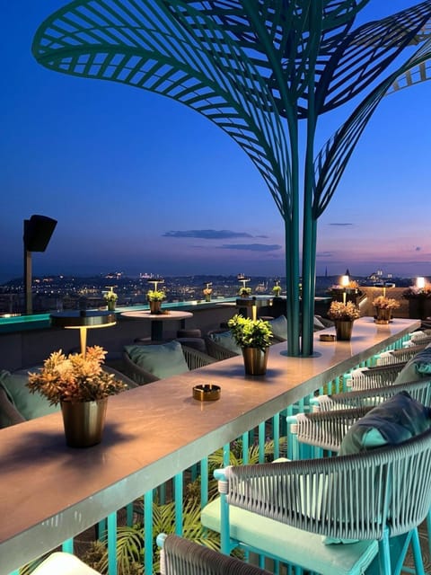 Lounge or bar