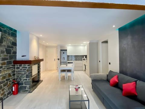 Kitchen or kitchenette, Living room, Dining area
