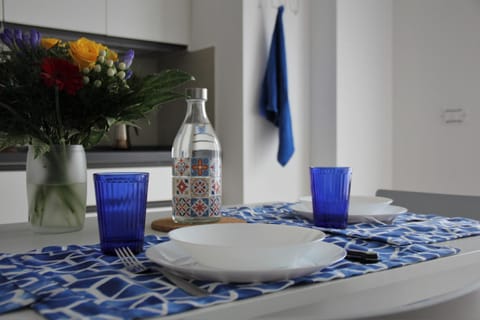 Restaurant/places to eat, Dining area