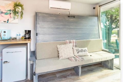 The Container Retreat @ 290 Wine Trail #5 Starry nights House in Rio Grande