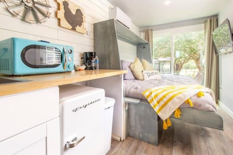 The Container Retreat @ 290 Wine Trail #5 Starry nights House in Rio Grande