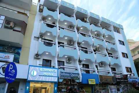 Property building, Day