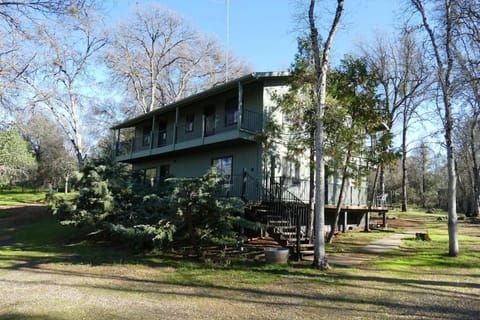 Property building, Garden view