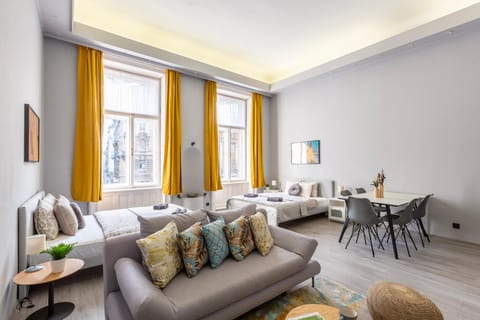 Living room, Seating area, Dining area