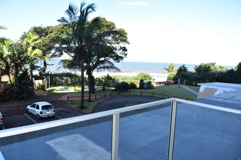 Day, Neighbourhood, Natural landscape, Balcony/Terrace, Sea view, Parking
