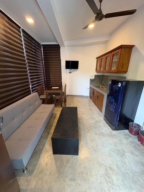 Living room, Seating area, Dining area, air conditioner