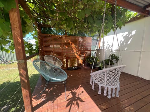 Garden, Balcony/Terrace