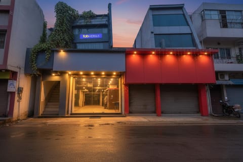 Property building, Facade/entrance