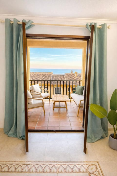 View (from property/room), Balcony/Terrace, Seating area, Sea view