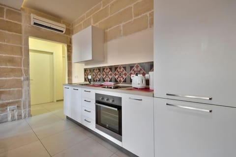 Lucky Star 103 by Vallettastay Apartment in Valletta