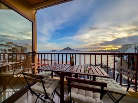 Natural landscape, View (from property/room), Dining area, Sea view