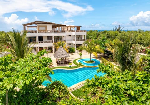 Property building, Restaurant/places to eat, Swimming pool