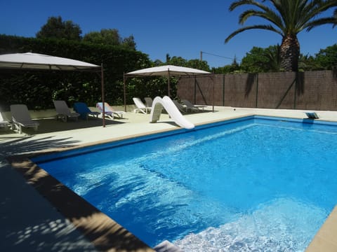 Pool view, Swimming pool, sunbed