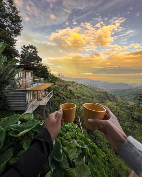 Day, People, Coffee/tea facilities, View (from property/room), View (from property/room), Balcony/Terrace, Mountain view, Mountain view, Sunrise, Sunset