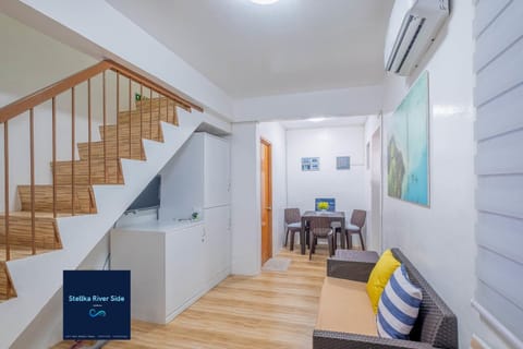 Communal lounge/ TV room, Lounge or bar