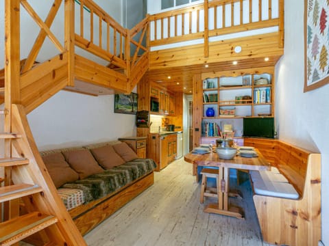 Appartement duplex 5 pers. avec wifi et parking à Val-d'Isère - FR-1-694-68 Apartment in Val dIsere
