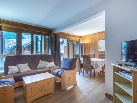 Spacieux appartement 3 pièces avec balcon, départ skis aux pieds, WIFI à Val-d'Isère - FR-1-694-103 Apartment in Val dIsere