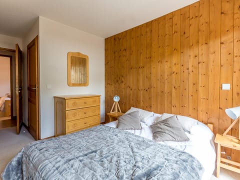 Spacieux appartement 3 pièces avec balcon, départ skis aux pieds, WIFI à Val-d'Isère - FR-1-694-103 Apartment in Val dIsere