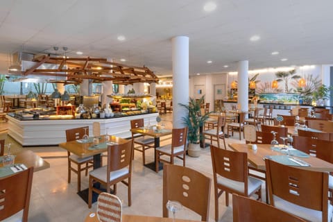 Restaurant/places to eat, Food, Buffet breakfast