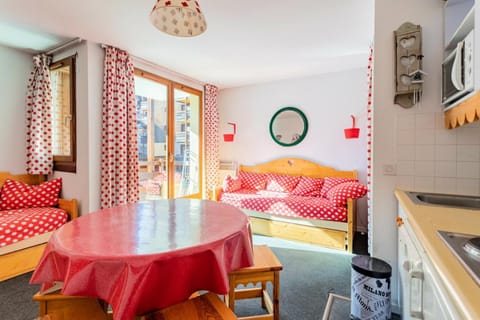 Bed, kitchen