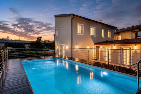 Property building, Swimming pool