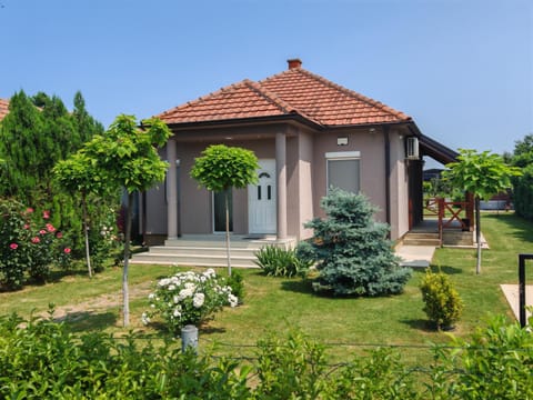 Kucerak u Sremu Villa in Vojvodina