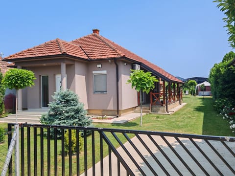 Kucerak u Sremu Villa in Vojvodina