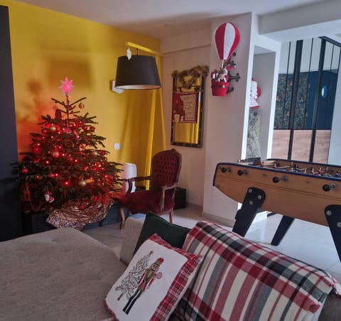 Villa de Luxe Familiale et Spa Poppies Holiday Jardin Babyfoot Flipper 300m Plage Riva Bella Familles Groupes EVG EVJF Villa in Normandy